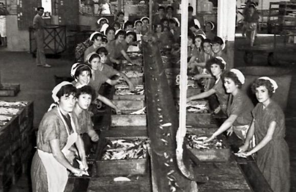 Tribute to the sardine packers