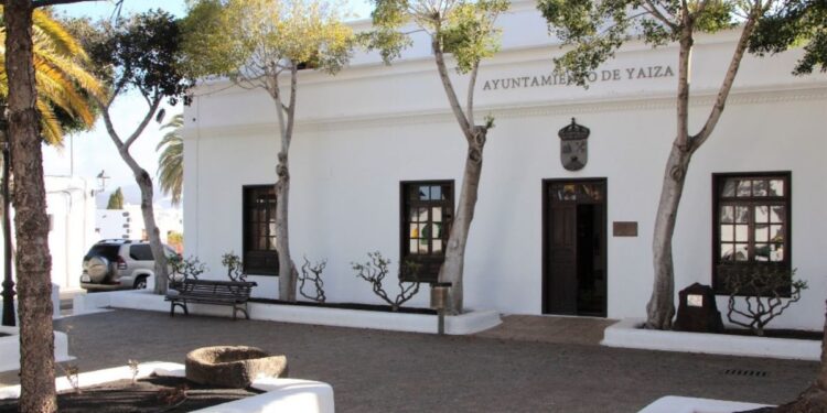Yaiza Mayor declares two days of mourning after tragedy