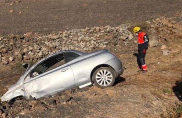 Two women hurt in car accident