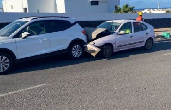 Two injured in collision in Playa Blanca