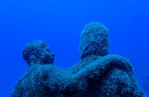 Two more statues to be removed