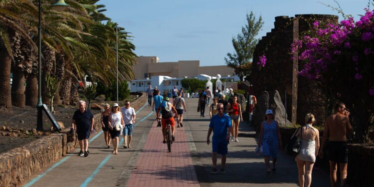 Famara beach among finalists for best beach in Spain
