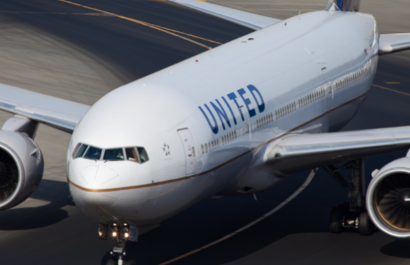 United Airlines inaugural flight to the Canaries