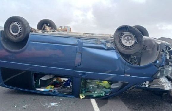 Van flips at Timanfaya