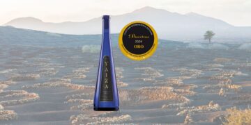 Bodegas Vega de Yuco retains gold medal for Esencia Yaiza wine
