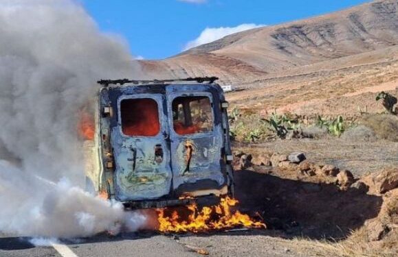Vehicle fire in Mala