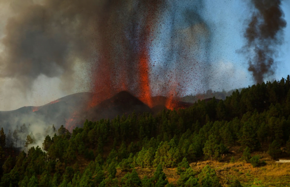 Volcano enters new explosive phase