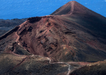 Volcano alert in La Palma