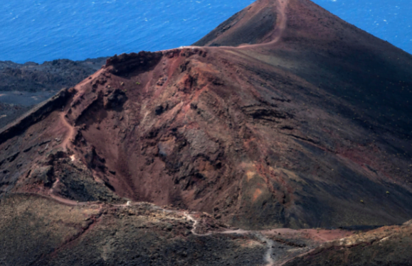 Volcano alert in La Palma