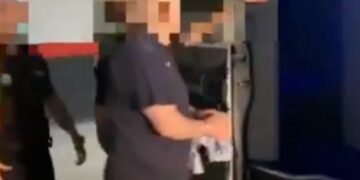 Wanted man arrested at the airport