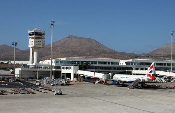 Wind speed diverts flights