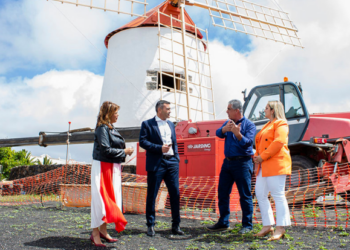 Windmill facelift in Teguise