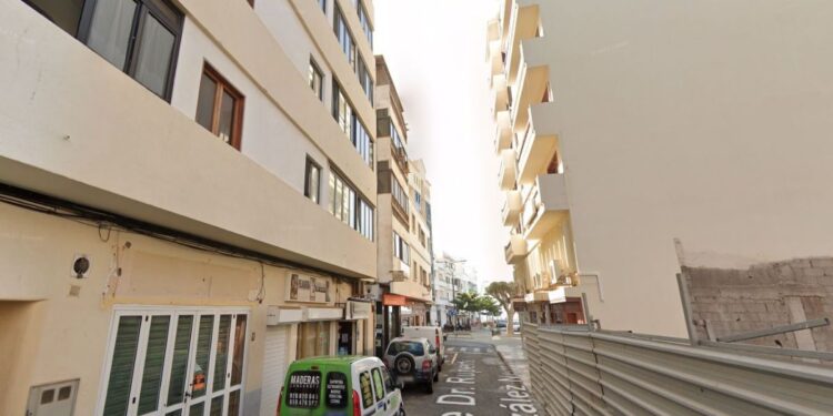 70-year-old woman found dead in Arrecife apartment