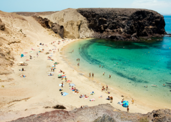 Woman injured at Papagayo