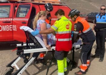 Woman injured at Papagayo beach