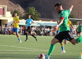 Yaiza head for semi finals