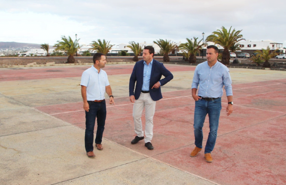 Ayuntamiento Yaiza sign a €364,000 contract to totally reform sports area