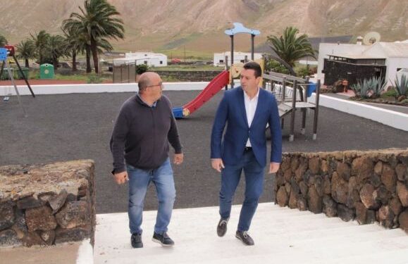 Two new playgrounds put out to tender