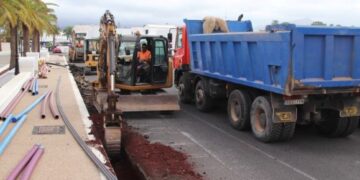 Roadworks in Yaiza
