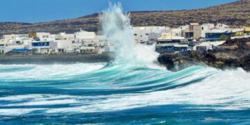 Yellow coastal alert this Saturday